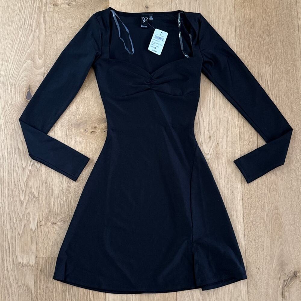 Windsor Mini Dress Long Sleeves Sweetheart Neckline Size XS Black